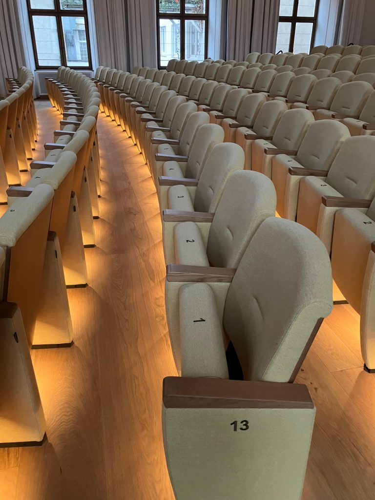 Elektro Schlegl Elektriker Freising Asamgebaeude3